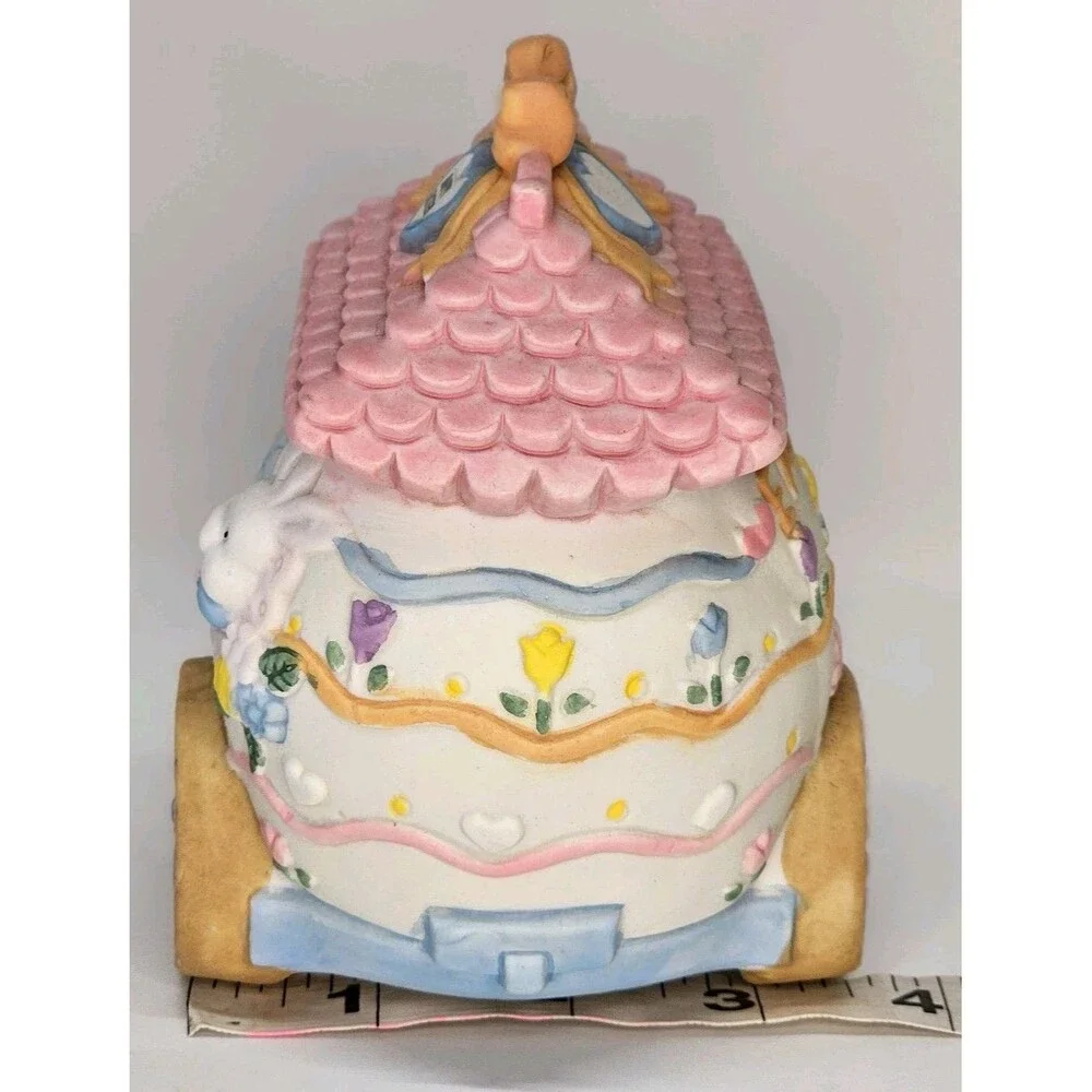 Hand Painted Easter Egg Train 3 Piece Set, Hand Painted Porcelain - Vtg‎